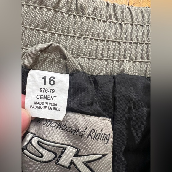 Tusk snowboard pants - Picture 4 of 7